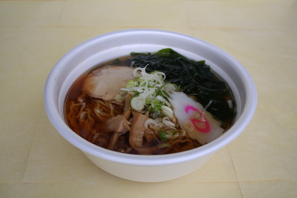 醤油ラーメンが写っている画像